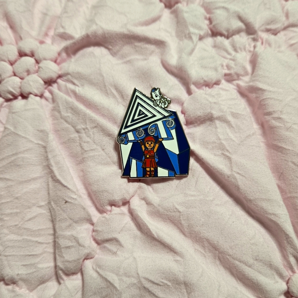 Disney "it's a small world" Hercules pin
